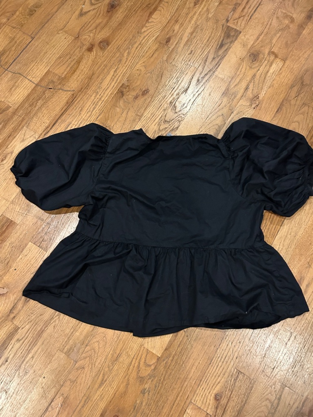 Old Navy Black Puff-Sleeve Peplum Blouse - Picture 5 of 6